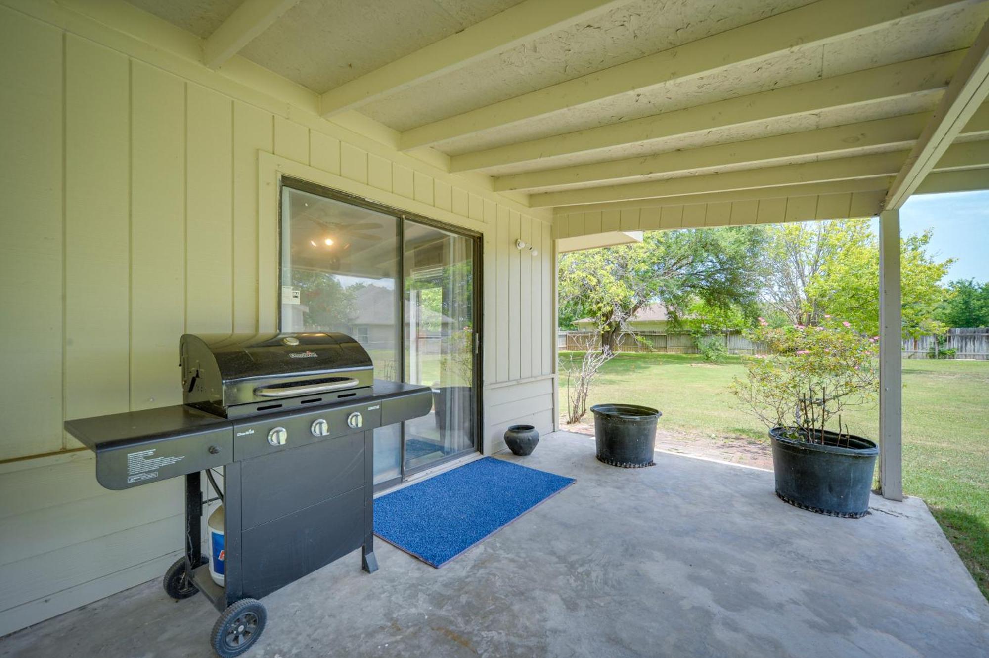 Mcqueeney Vacation Rental About 10 Mi To New Braunfels Екстер'єр фото